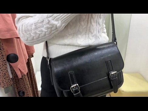 ❤️ Vieša jaunos kalės FeralBerry masturbacija su dildo aprangos kambaryje ❤️ Super seksas prie lt.javdoe.top ❌❤